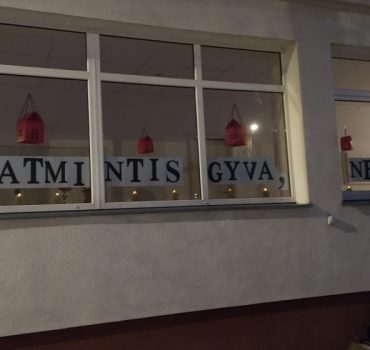 Visuotinė pilietinė iniciatyva - Atmintis gyva, nes liudija - 02