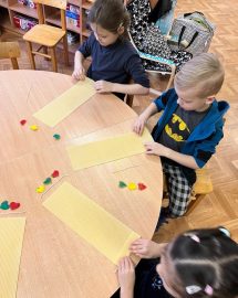 Žvaigždučių grupė - Edukacija - Gaminu žvakelę Vilniui 2