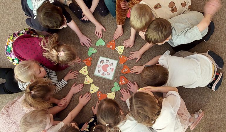 Smalsučių grupės veiklos mėnesį be patyčių